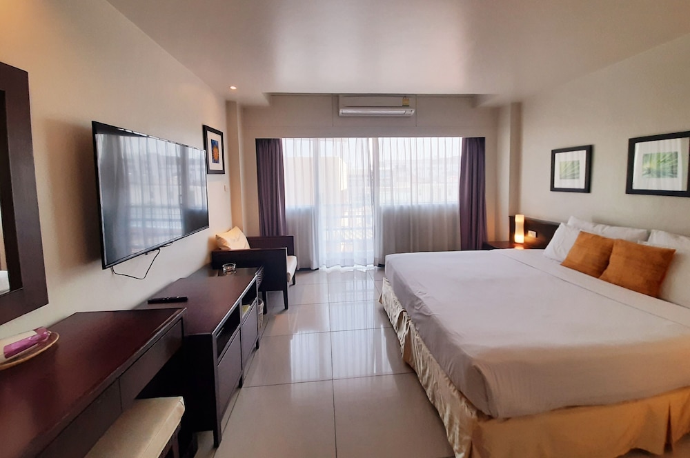 Grand Hotel - last minute hotel in Pattaya