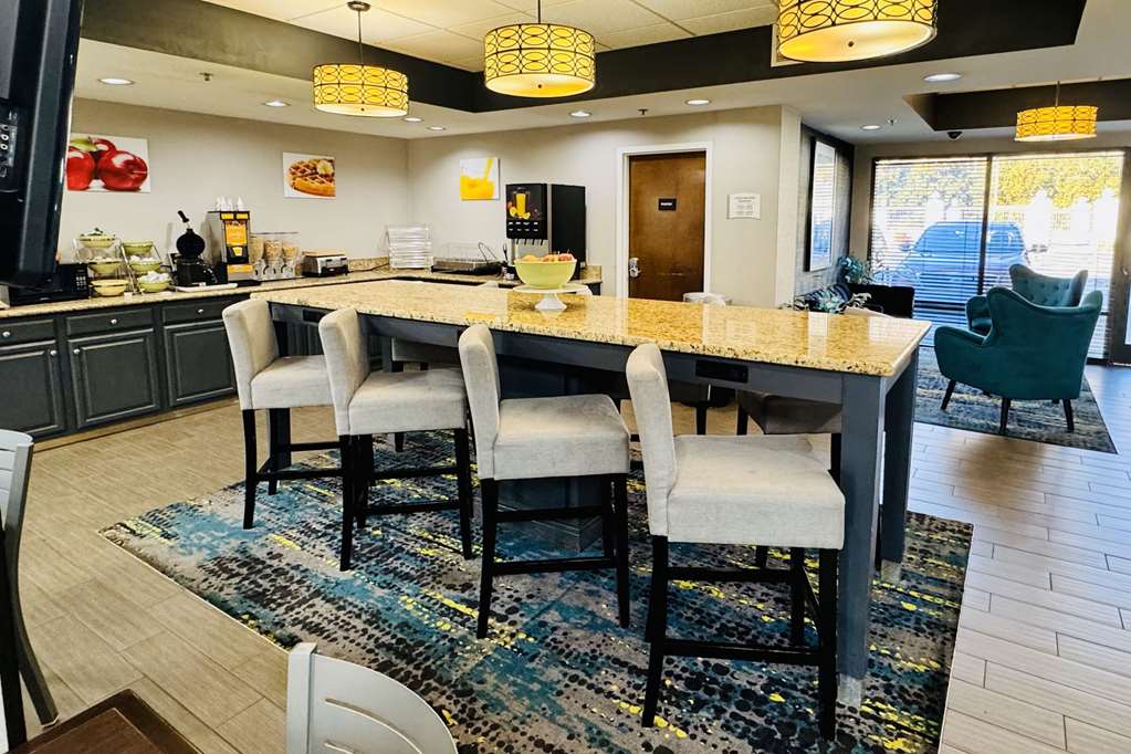 Quality Inn Danville University Area - photo 49