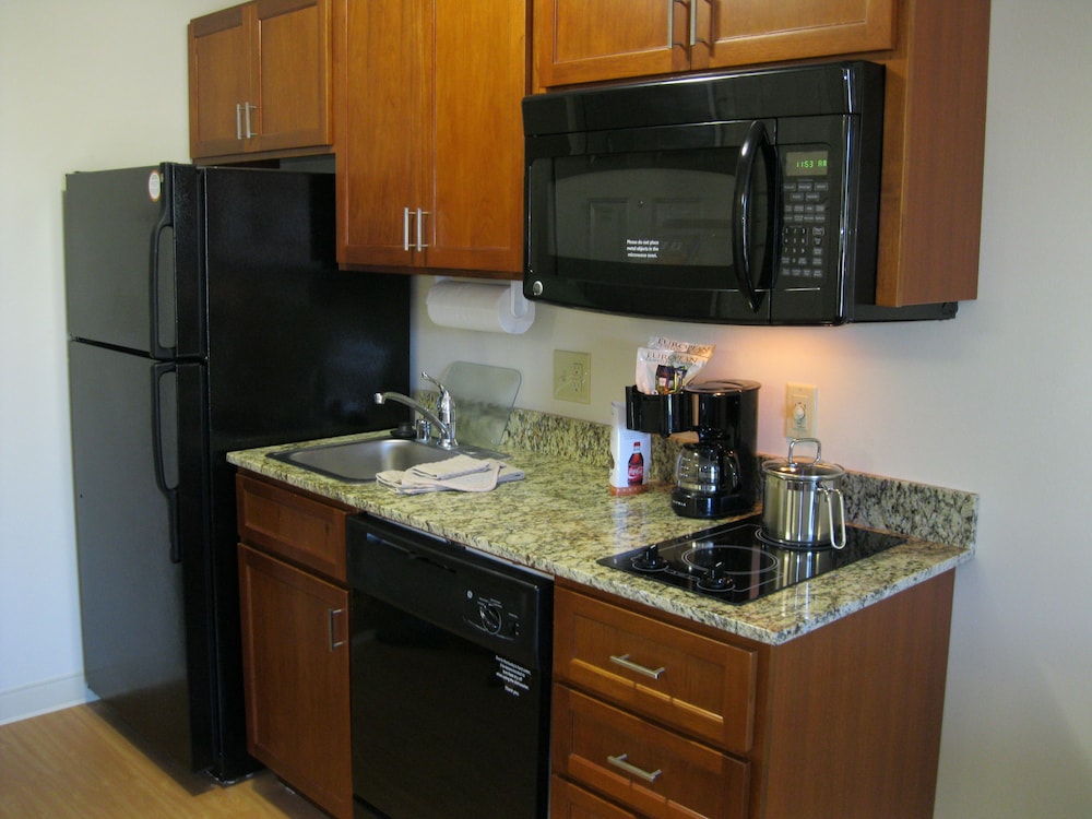 Candlewood Suites Radcliff Fort Knox by IHG - photo 30
