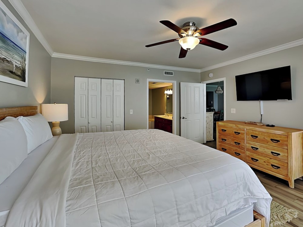 Emerald Beach Resort by SVR II - photo 15
