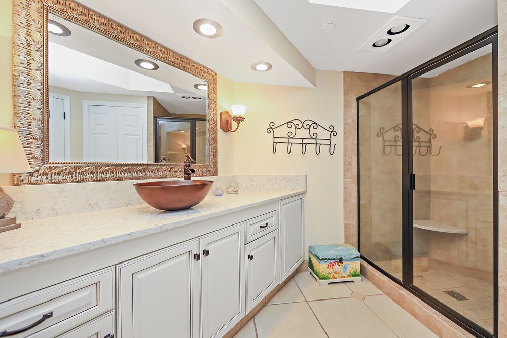 Surfside Resort 206 by RedAwning - photo 23