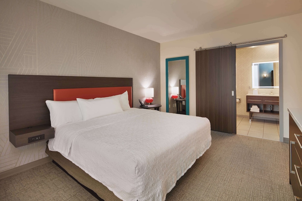 Home2 Suites by Hilton Sacramento at CSUS - photo 22