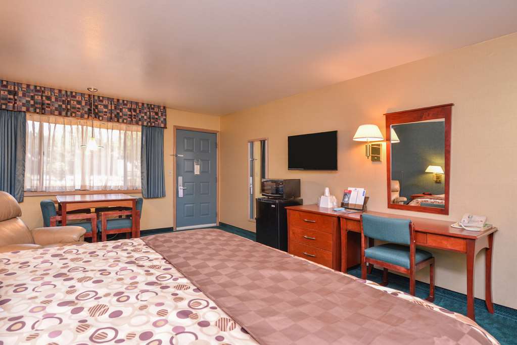 Americas Best Value Inn Phoenix Medford - photo 13