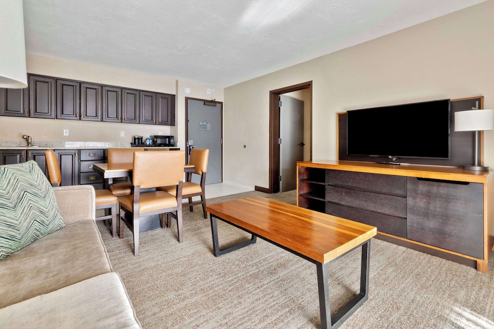 DoubleTree by Hilton Hotel Park City The Yarrow - photo 29