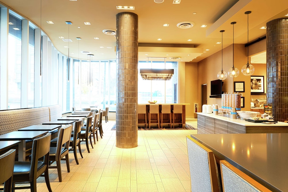 Hampton Inn Brooklyn Downtown - photo 32