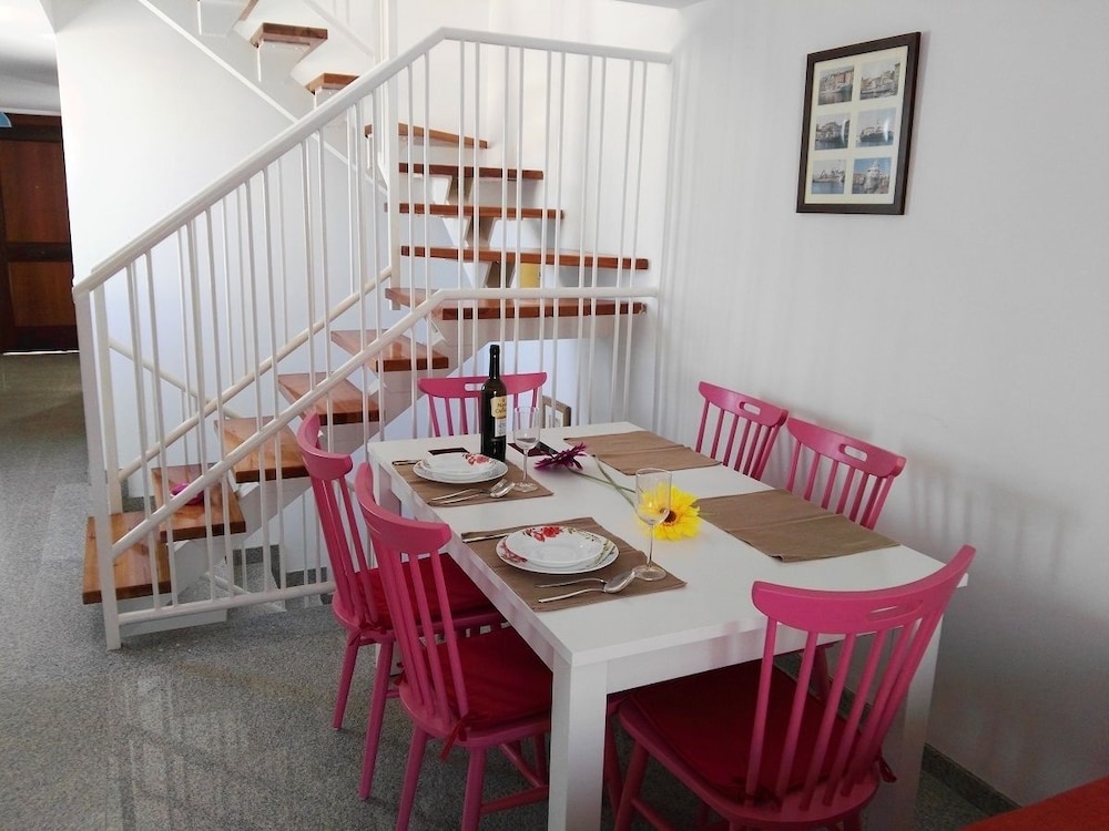 Velez Nazari Cambriles — 4-Star Luxury Hotel in Lujar, Spain