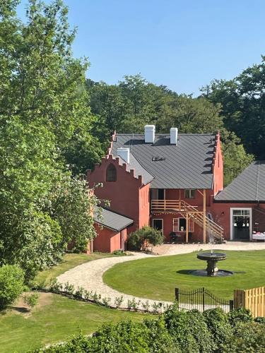 Zámecká Stodola Červený Hrádek u Sedlčan — hotel in Sedlcany