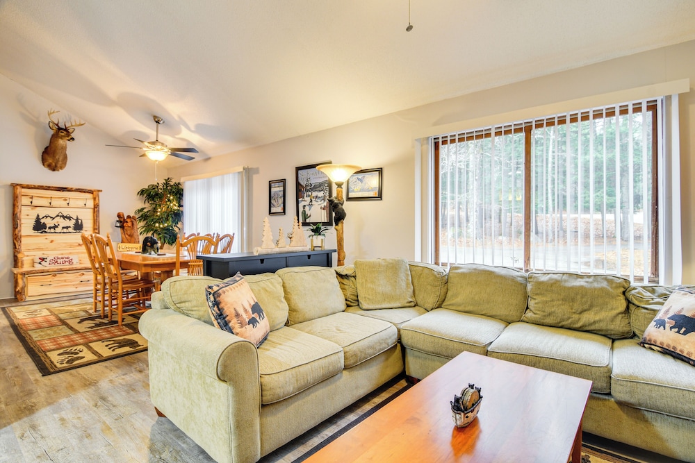 Cozy Bartlett Condo With Deck And Resort Amenities — Bartlett