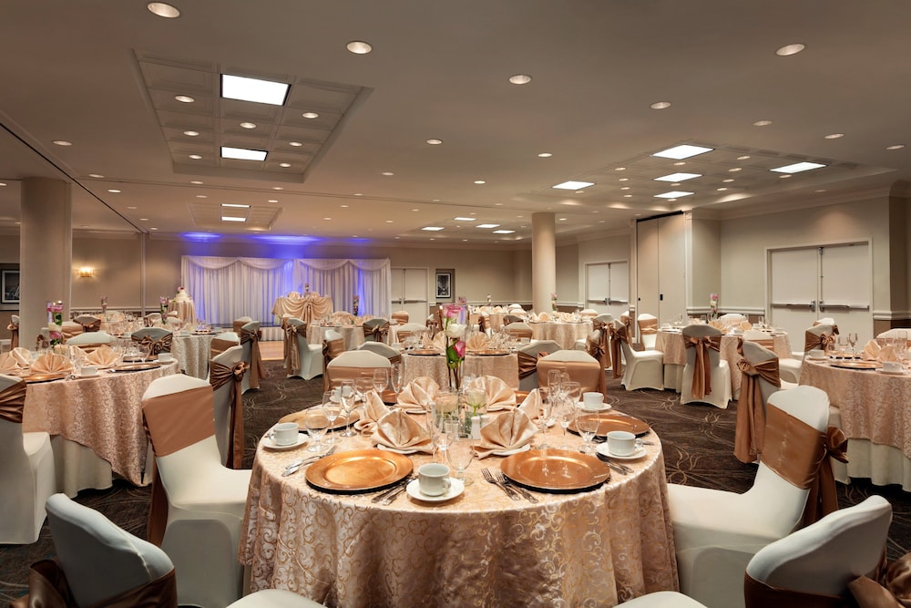 Holiday Inn Washington Dulles International Airport by IHG - photo 34