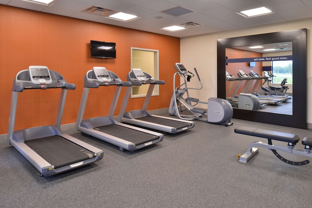 Hampton Inn & Suites Ames - photo 37