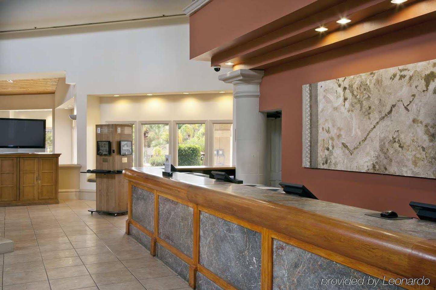 Embassy Suites Phoenix North - photo 22