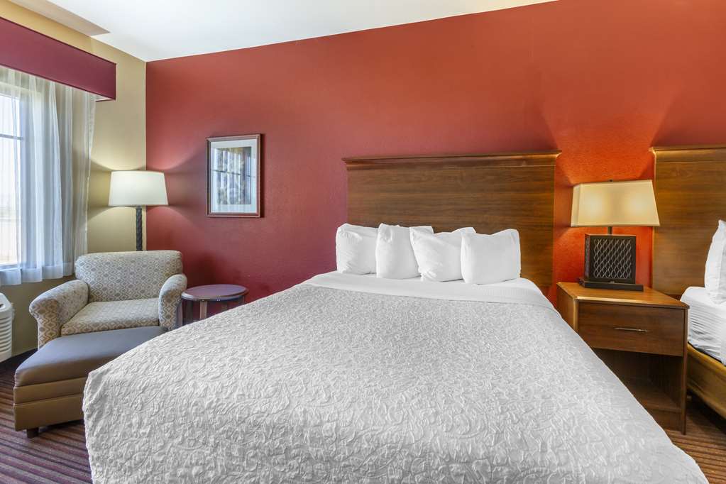 Best Western Plus Chandler Hotel & Suites - photo 27