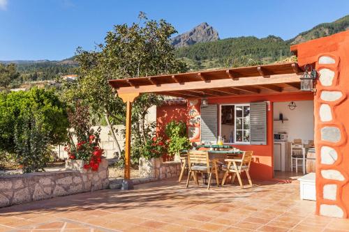 Mountain Getaway for Hikers 2 — hotel in Arafo