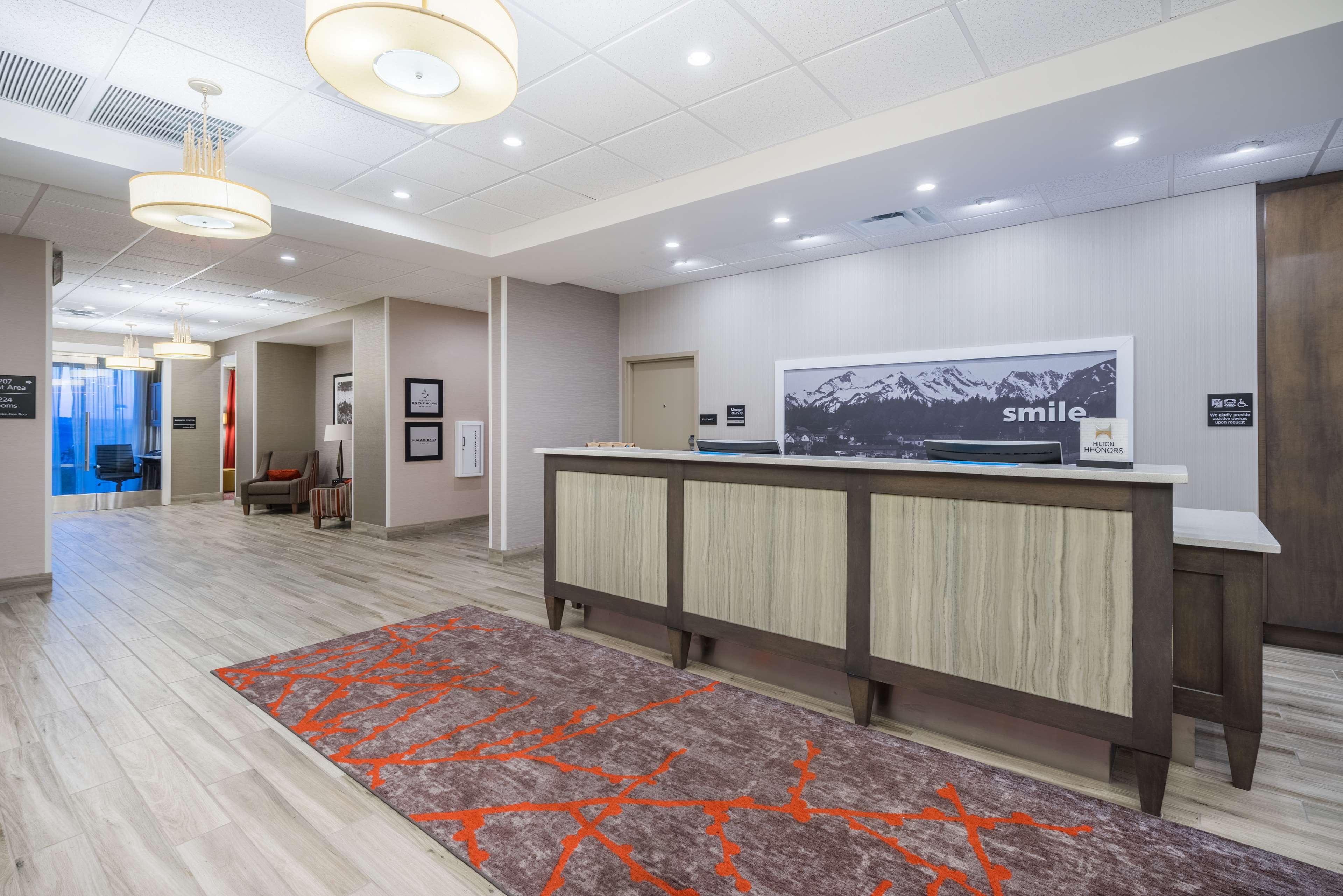 Hampton Inn Oxford - photo 3