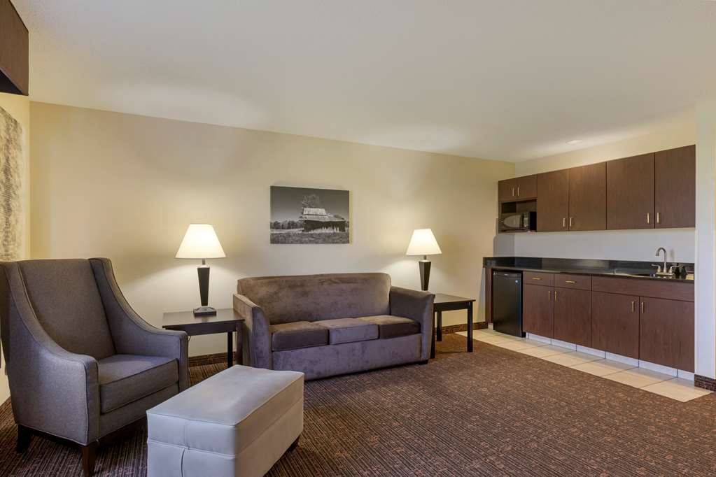 Best Western Plus Omaha Airport Inn - photo 22