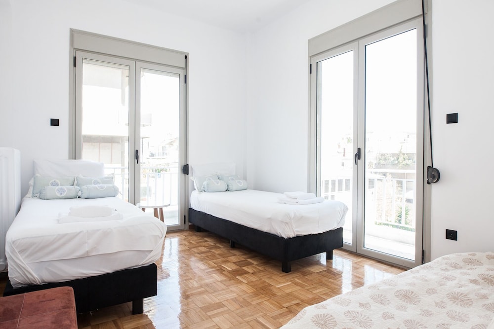 Modern Brand new apt In Athens Centre — 4-Star Luxury Hotel in Athens, Greece