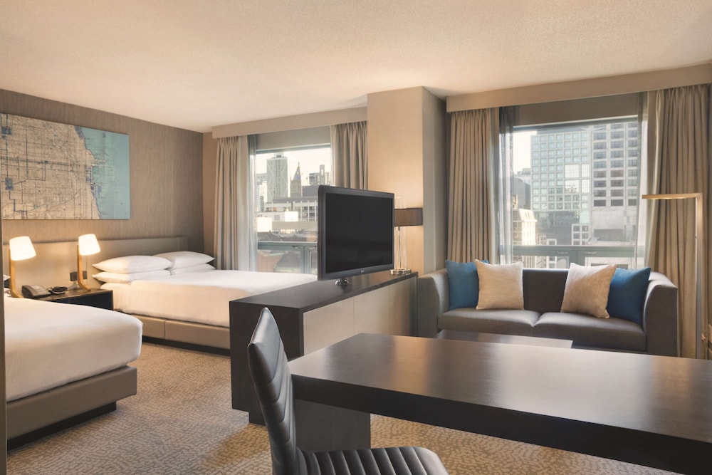 Hilton Chicago Magnificent Mile Suites - photo 23