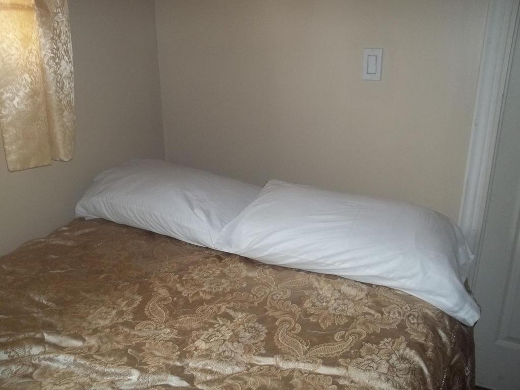 Kincardine Guest Chalets Resort & Spa in Kincardine, Canada