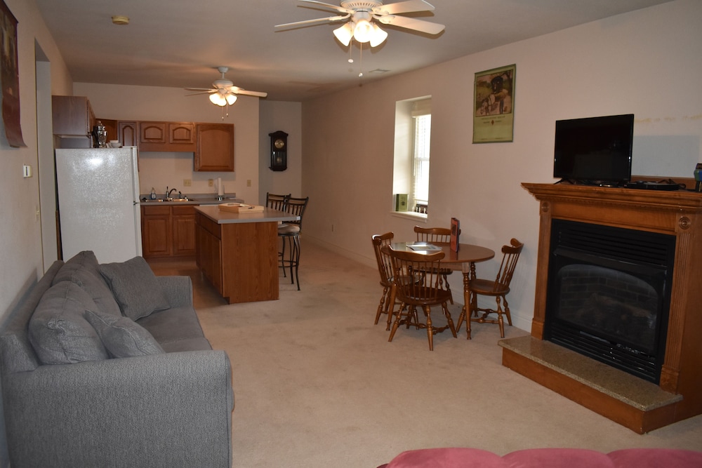 Hermann Crown Suites - photo 189