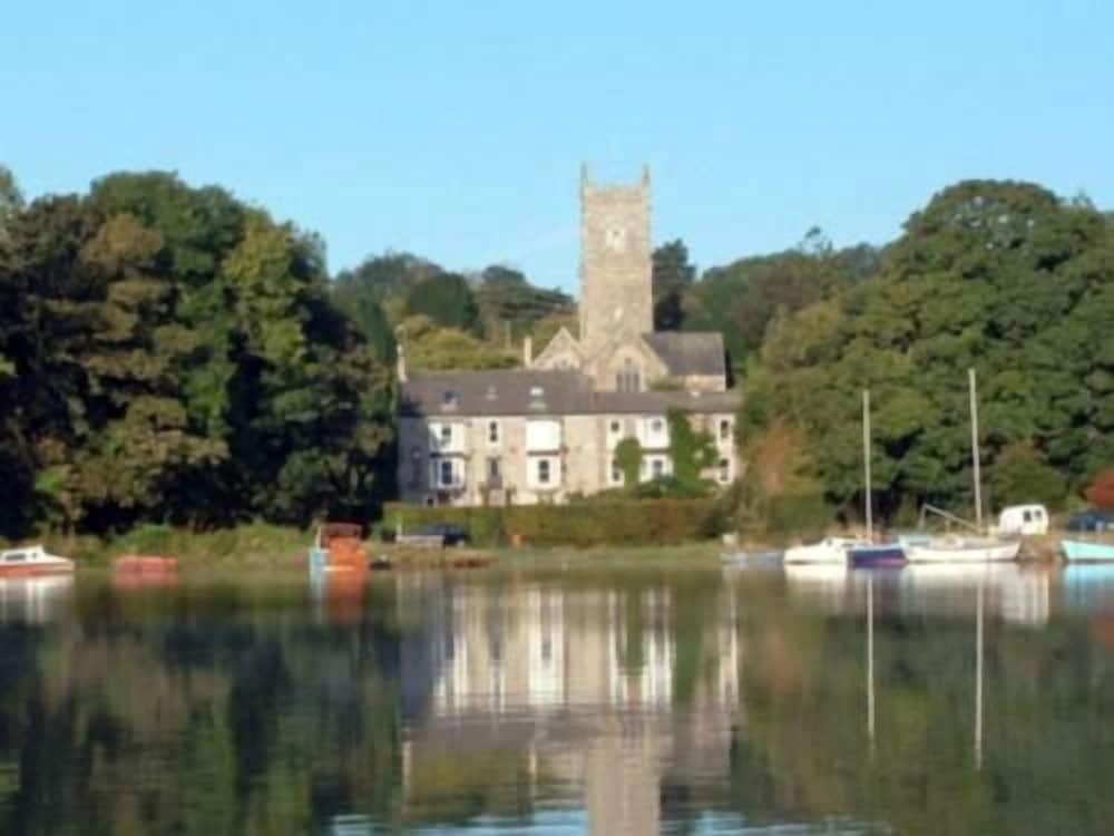 The Old Vicarage — 4-Star Luxury Hotel in Truro, United Kingdom