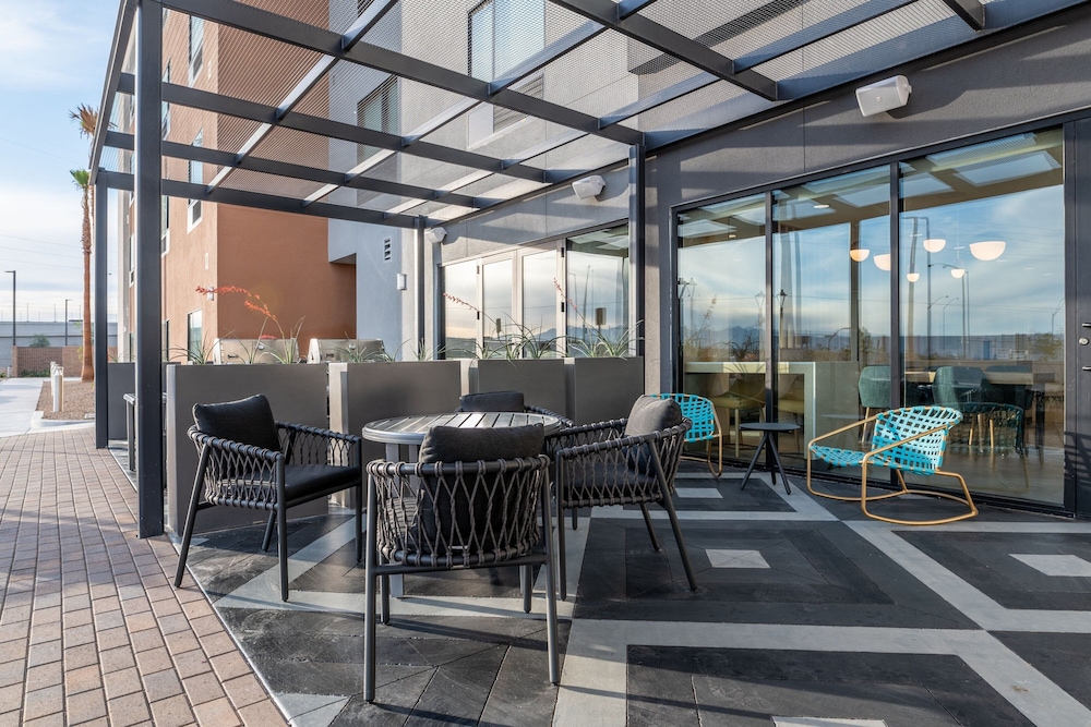 TownePlace Suites by Marriott Las Vegas North I 15 - photo 34