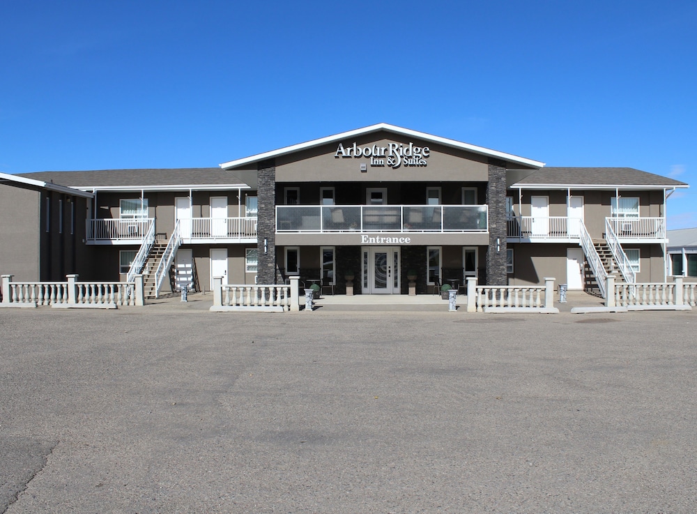 Arbour Ridge Inn & Suites — Kindersley — photo 2
