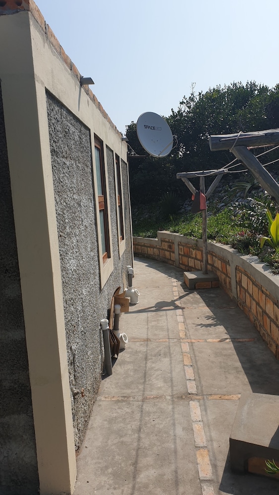 Oyster Bay Estate — hotel in Inhambane
