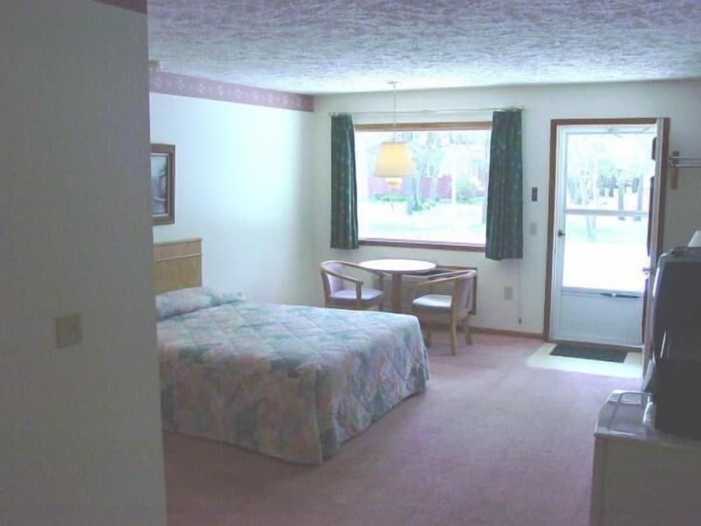 Woodland Motor Lodge - photo 19