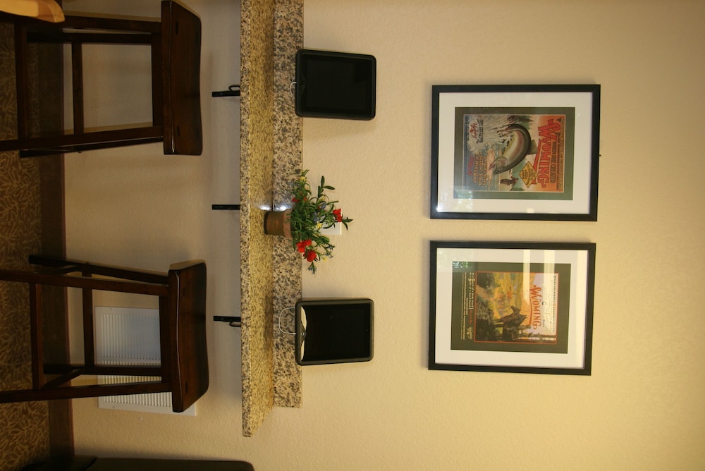 Buffalo Inn - photo 4