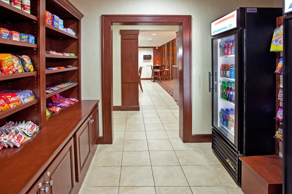 Staybridge Suites Elkhart North - photo 15