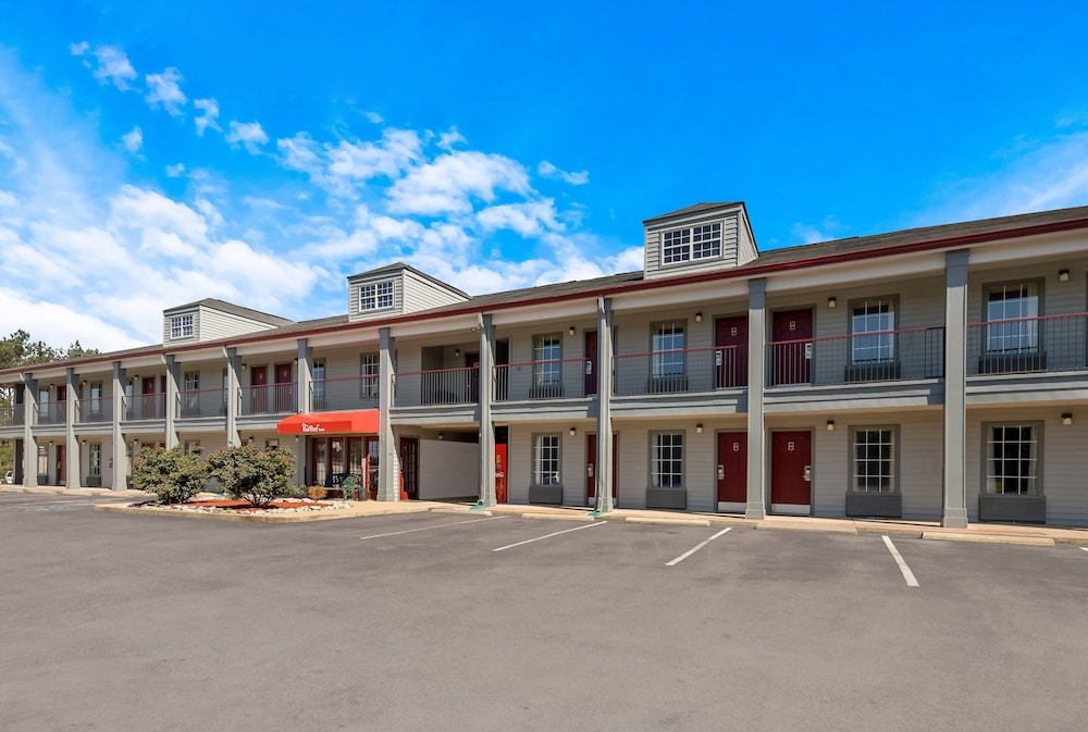 Red Roof Inn Jasper - photo 31