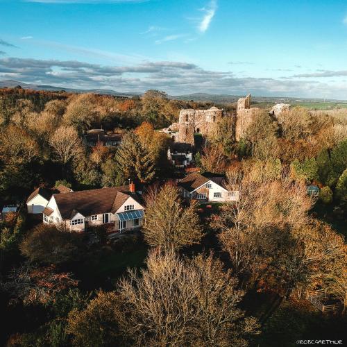 Escape to Pembrokeshire charming spacious cottage — 4-Star Luxury Hotel in Narberth, United Kingdom