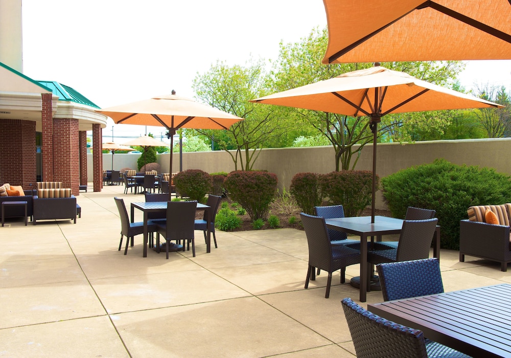 Courtyard by Marriott Bloomington - photo 53