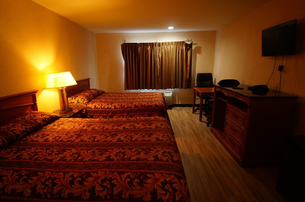 Civic Center Inn Santa Ana - photo 4