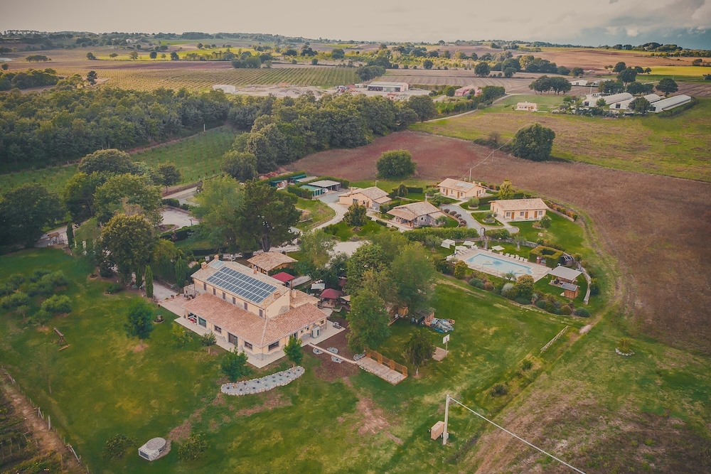 Agriturismo Buonasera — 4-Star Luxury Hotel in Bagnoregio, Italy