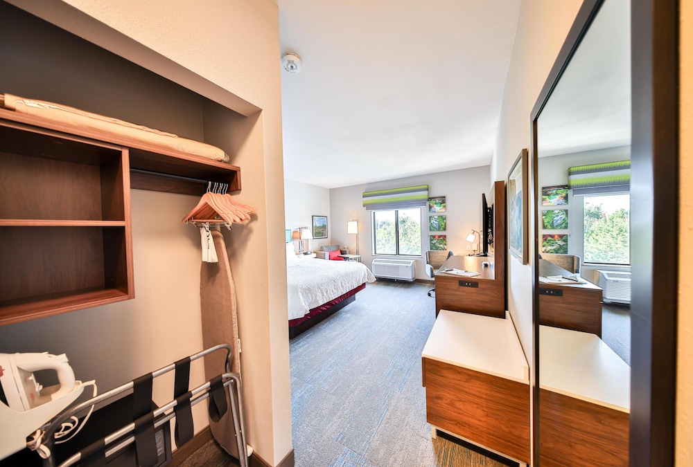 Hampton Inn & Suites Seattle Kent WA - photo 17