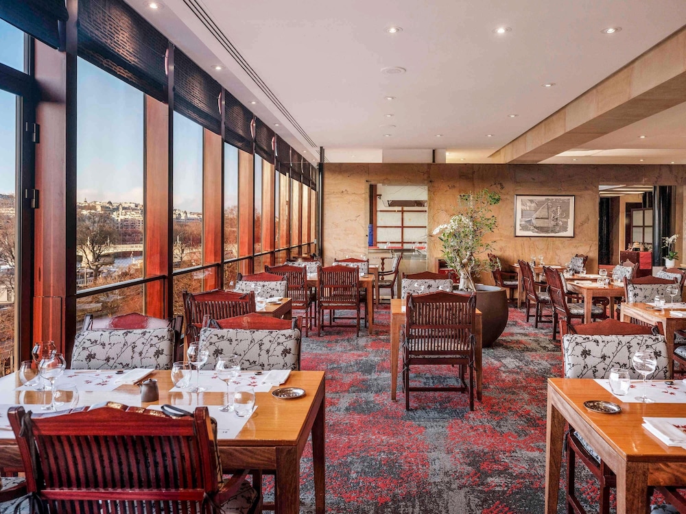 מזון ומשקאות