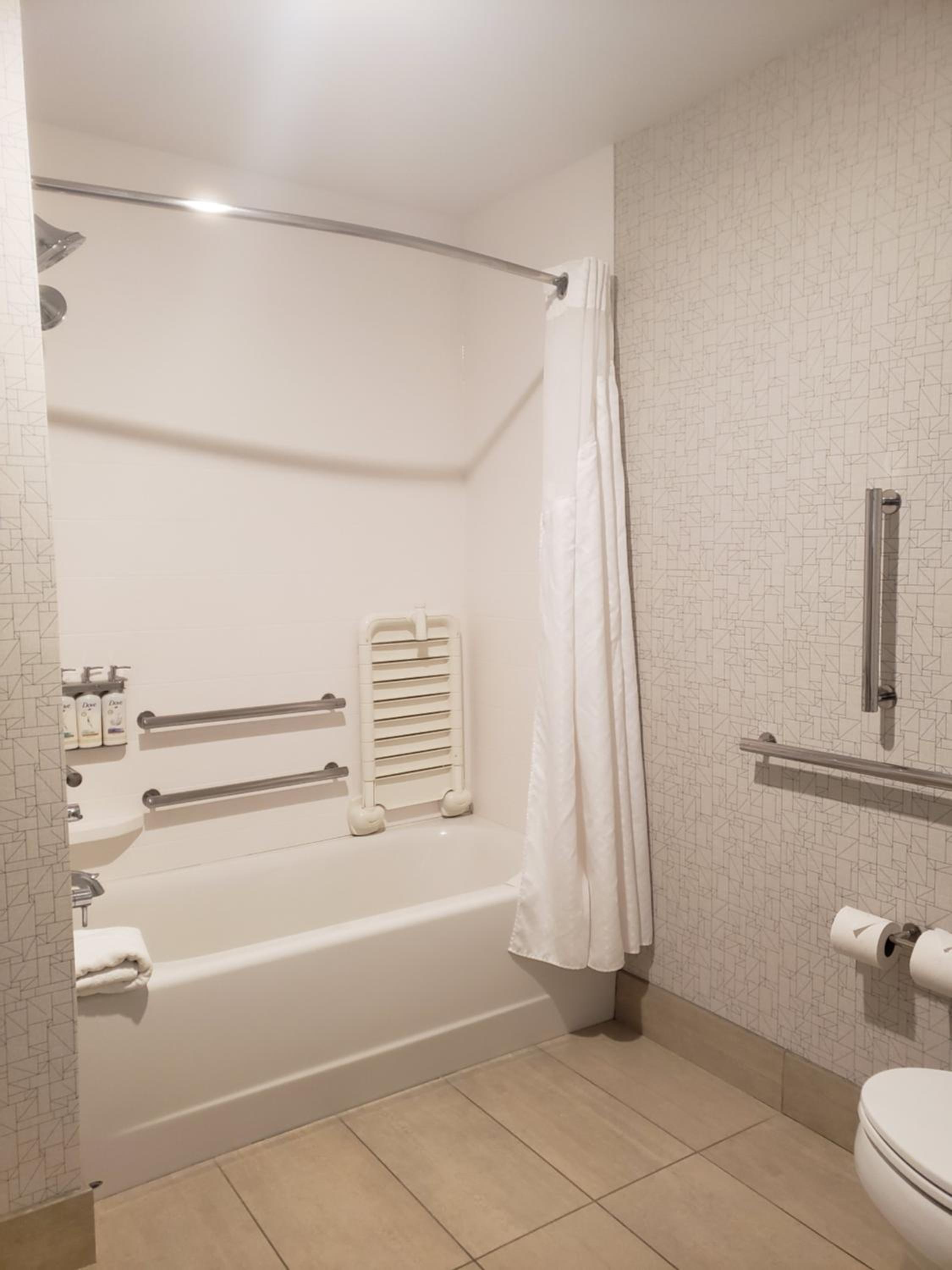 Holiday Inn Express & Suites Kingsland I 95 Naval Base Area by IHG - photo 162