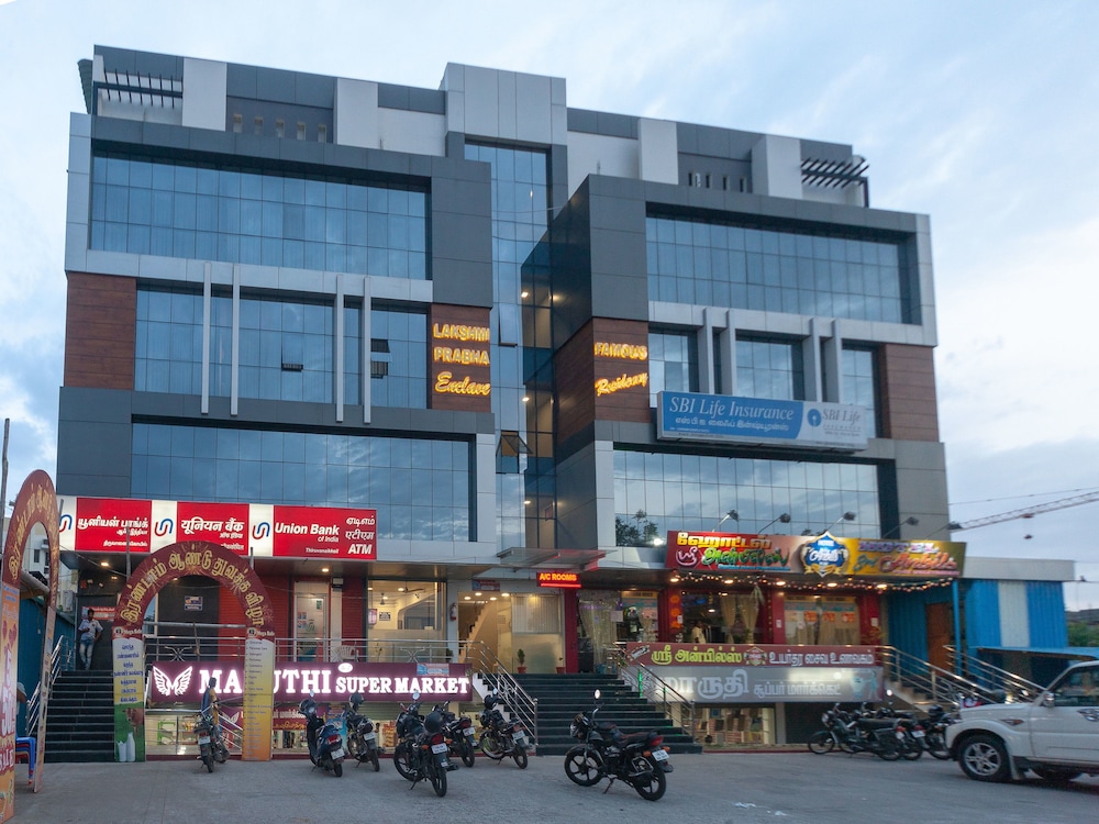 OYO 16595 Famous Residency in Tiruchirappalli, India