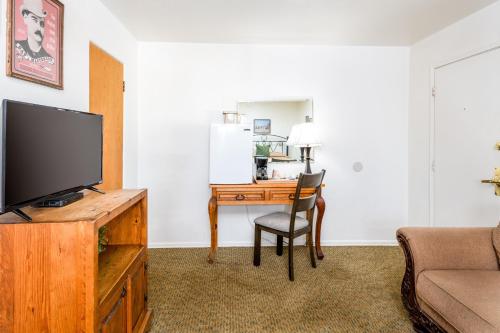 Larian Motel - photo 9