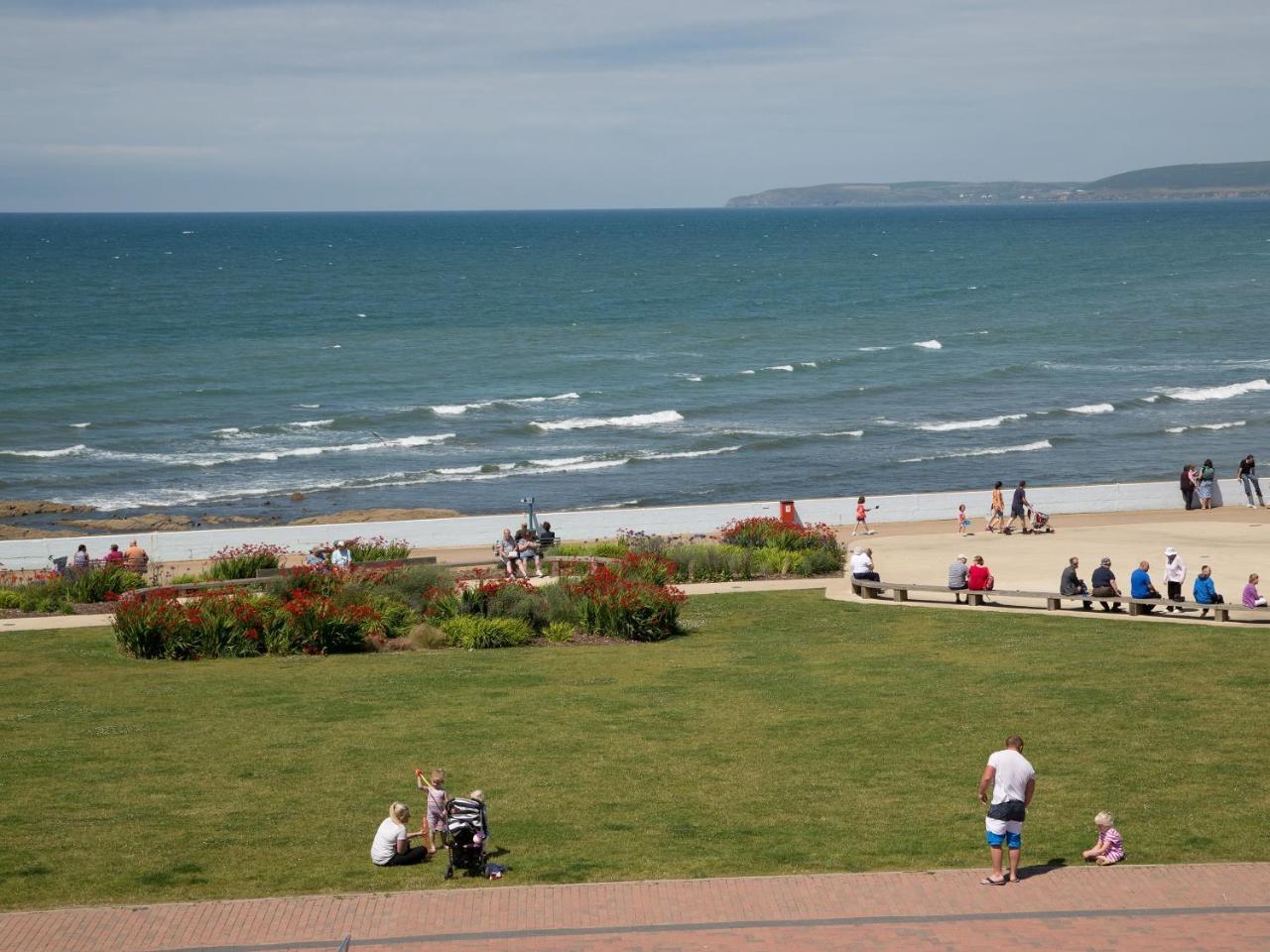 Apartment 11 Latitude 51 — 5-Star Luxury Hotel in Bideford, United Kingdom