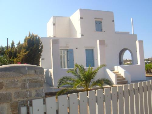 Aegean View - carbon neutral hotel in Naousa