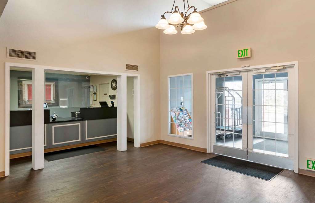 Extended Stay America Suites Kansas City Airport Tiffany Spr - photo 5