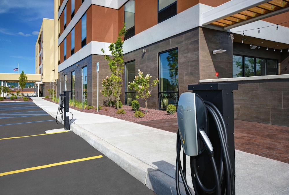 Home2 Suites by Hilton Utica NY - photo 26