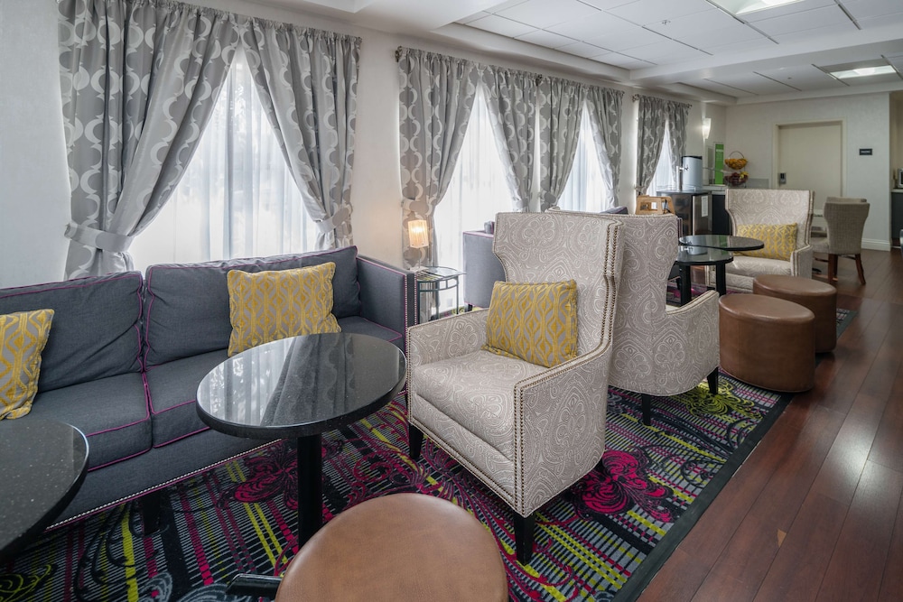 Hampton Inn Livermore - photo 38