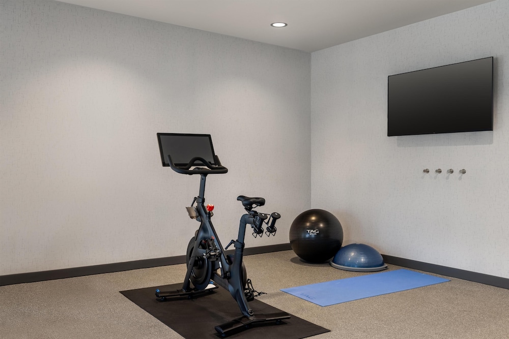 Home2 Suites By Hilton Ames - photo 41