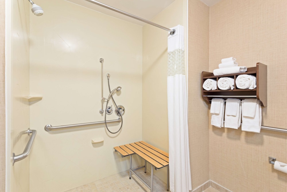 Hampton Inn Leesburg Tavares - photo 23