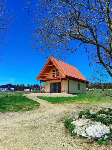 Domek w Lasówce - carbon neutral hotel in Unknown City