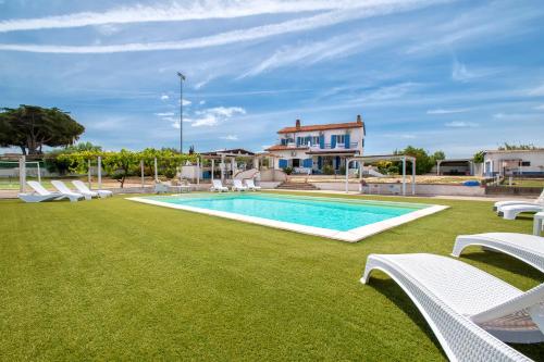 Villa Sara — 4-Star Luxury Hotel in Sorso, Italy