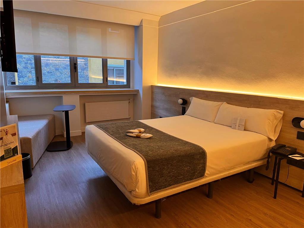 Sercotel Delfos Andorra in Les Escaldes, Andorra